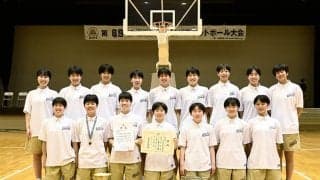 強豪の京都精華に勝利…鮮やかな逆転劇で大阪薫英女学院が2年ぶりの近畿チャンピオンに