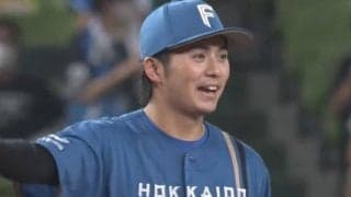 激ムズ“回転捕球”からのバックトスが「うっま」　美技連発のドラ9が「た、たまらん」