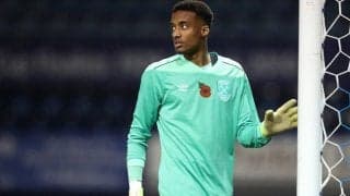 ウェストハムがGKトロットと契約延長、15歳でGKに転身した期待の若手