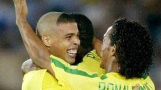 ロナウドが準決勝前に髪型を変えた本当の理由とは？　今、明かされる2002年Ｗ杯優勝、ブラジル代表秘話