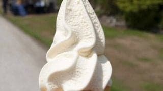 ラジオNIKKEI賞は、ある大物アナウンサーの移籍に馬券のヒントが隠されている