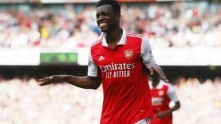 アンリを受け継いだエンケティアが「14」着用の緒戦でハットトリック！