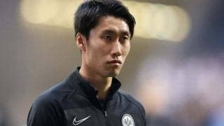 新シーズンに臨む鎌田が“神頼み” 滝をバックにした1枚には先輩・原口が「一回滝に打たれた方がいいよ」と一言