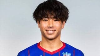 不祥事でキャプテン退団の甲府、MF荒木翔が新キャプテンに就任「1人1人が責任を持ちチームのためにプレーする、行動することが大事」