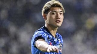 堂安律が「元日本代表FW」もかつて在籍クラブへの移籍決定で「ブンデス復帰」!  ファン大興奮で「SNSでは200件以上のコメント」