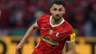 堂安加入のフライブルクが左WGの主軸グリフォと契約延長