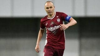 「公園行ったらイニエスタが」家族でサッカーする姿にファンも衝撃「いまだに信じられない」