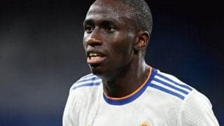 マドリーがフランス代表DFメンディの売却を検討？ 古巣PSGが関心か