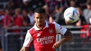 アーセナル加入のジェズスが「デビュー2分」で早くも得点! 「実況も笑ってしまう意外性のあるゴール」など後半からの出場でドイツクラブに「2得点」を決める大活躍