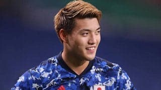 堂安律がフライブルクで上々のスタート！　得意な形からのデビュー即弾でアピール