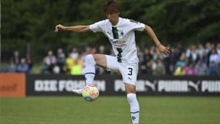 日本代表DF板倉滉が「中盤で新天地デビュー」! 86分までのプレーで「ドイツ紙が称賛」…リーグ序盤の「古巣戦スタメン起用」に前進