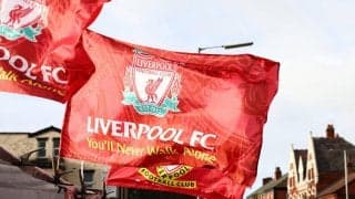  リバプールのアウェイユニは白地に“虹色のマーブル模様”！ 今夜のユナイテッド戦でお披露目