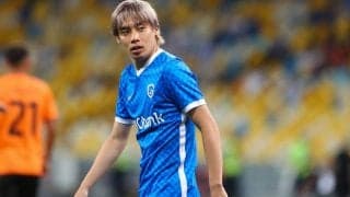 伊東純也所属のヘンク、新ユニフォームは青ベースに薄いストライプ！