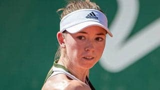  死闘制しトップ10から初白星 