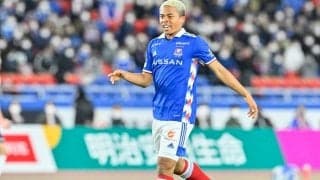 日本代表「初招集」、藤田譲瑠チマの「プレースタイル」！  「U-24日本代表にも飛び級選出」されたパリ五輪世代の逸材は「ボールタッチが柔らかい中盤のリンクマン」