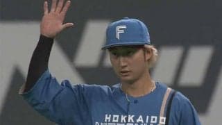 「スーパーレーザー」「なんちゅう体勢から…」　走者も呆然の“反転爆肩”に驚愕