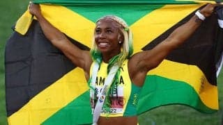 女子100mフレイザープライス、衝撃大会新10秒67で連覇　奇抜ヘアの1児のママが通算10個の金【世界陸上】