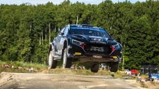 WRCエストニア：WRC2参戦のパッドン、コロナ陽性でリタイア