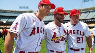 【MLB】大谷翔平が「キュートな瞬間」　プホルスと再会ハグで満面笑み「涙が出ちゃう」