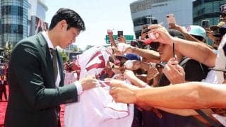 子供より必死な男性ファン、MLB球宴の大人げない行動に米注目「なんて恥ずかしいの」