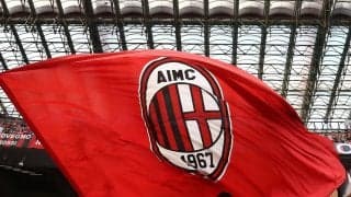 ミランがCL優勝回数「7」本のラインが入った新アウェイユニを発表！白がベースカラーに