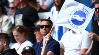 三笘薫所属のブライトンがホームユニを発表、クラブDJがライブ会場でお披露目