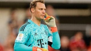 名手ノイアーがピッチ外でも好セーブ、女性ファンのスマホを救う「どこでも防いでくれるね」