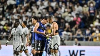 G大阪の選手が試合後にPSG選手のサイン待ちの行列！ PSG公式が「まるで少年のようです」と投稿した写真が「いつもなら逆の立場なのに」と話題に