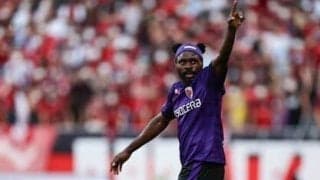 長年点をとり続けるピーター・ウタカが考えるストライカー像。「ひらめきを感じ、即興的にプレーする必要がある」