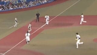 やられた矢野監督も憮然…「4-2-5-3-4-6-8」“狂乱のゲッツー”が100万超再生
