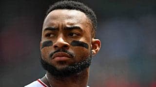 【MLB】エ軍アデルの痛恨エラーに大ブーイング　クッションボールをトンネル→“先制HR”を献上
