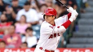 【MLB】大谷翔平、1970年代でもイケメン？　レトロな“髪型”でスコアボード登場、ファン喝采