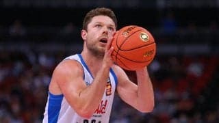 FAのマシュー・デラベドーバがキングスと契約…2シーズンぶりのNBA復帰へ前進