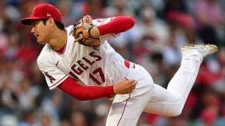 大谷翔平、相手の顔に偶然“足が触れた”瞬間に米注目「無失点で最高のお祝いだ」