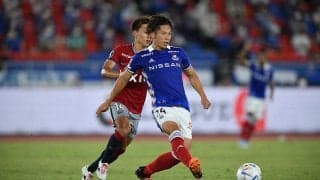 注目の天王山は横浜FMが完勝！ 代表帰りの岩田が宮市へ捧げる豪快ゴール【明治安田J1第23節】