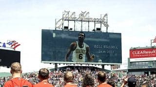 【NBA】ボストン・セルティックスの8連覇、11度優勝をけん引　ビル・ラッセル亡くなる