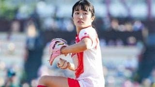美女アスリートが「あらかわいい」　爽やか笑顔の始球式が「ナイスボールですね」
