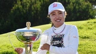 古江彩佳、優勝会見後に「フフフ…」とニヤけた珍場面　日本人も「ホントに食べてる」