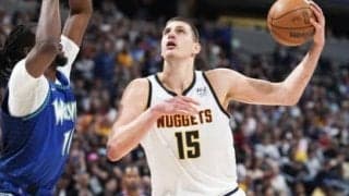 NBAの新潮流「インサイドだけのビッグマンは生き残れない」。名将も「ミスマッチを狙う戦術が増えてきた」と証言