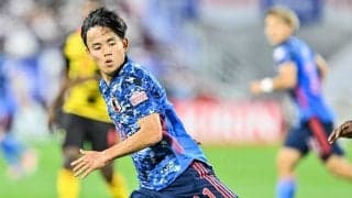 レアル・ソシエダ公開の久保建英の写真に「どういうシーンなのかw」と怪訝の声！ いいねの数も“およそ半分”の「久保のしかめ面」