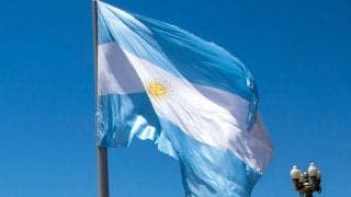 女性主審が襲われる事件発生…試合中に選手が主審の後頭部を殴打、倒れたところをキックの蛮行