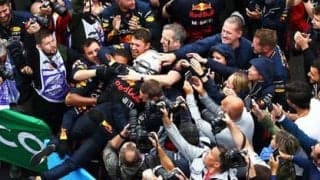 フェルスタッペンの大逆転優勝、その背景に何があったのか。ハミルトンも驚いた「フェラーリはハードを履いたの？」