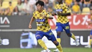 香川真司の｢パンツ一丁水しぶき姿｣が｢1万8000いいね｣の大反響！ ｢サービスショットすぎる｣と大反響の「サウナでリフレッシュ画像」