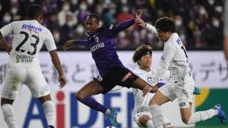 「G大阪戦で激昂」の京都FWマルティノス、「感謝のメッセージ」をツイートするも…「消された文字」の指摘で再度騒動に?