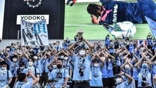 「鳥肌立つ」「電車の中で号泣しそう」試合前の「川崎サポ動画」にSNSが涙の嵐！ 家長＆脇坂も“手で応えた”現地参戦組の声！