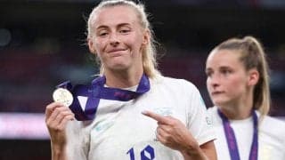 イングランドにユーロ初優勝をもたらした選手と似ていたサポーターに幸運！ビジネスクラスに無料アップデート