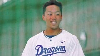 打者唖然…激レアアウト奪った“捕ってすぐ投げ爆肩”が「ほんとにイチローだな」