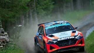 WRCフィンランド：WRC2トップのテーム・スニネンが失格、フロントバンパーの重量不足