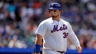 182cm122kgの巨漢選手が実況席すら笑った大激走生還　米喝采「ベンチまで止まれてない」