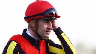日本最強騎手ルメール、隣に並んだ愛娘が“激似”と話題「すごいお姉さんになったね」